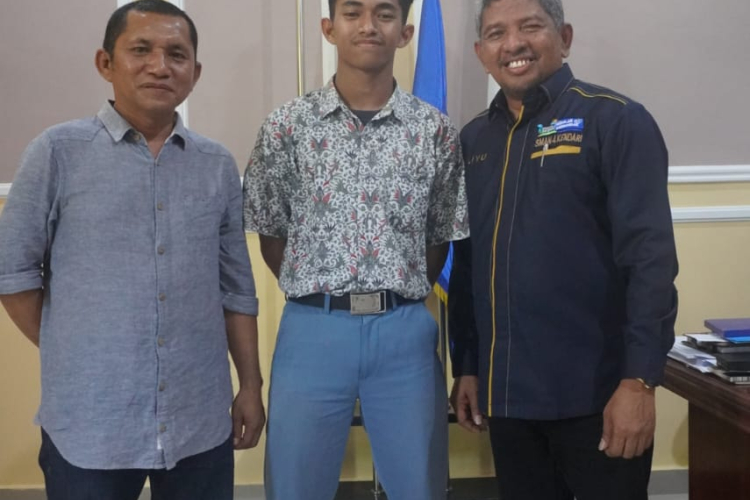 Siswa SMAN 4 Kendari, Muhammad Razak Mewakili Indonesia ikut Olimpiade Internasional di Portugal